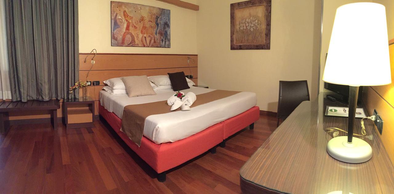 Western Dei Cavalieri 4* Barletta
